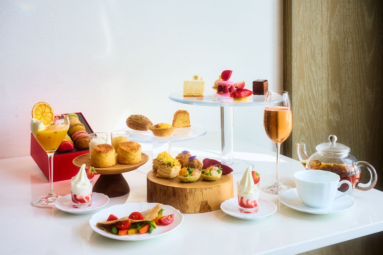 PIERRE HERMÉ PARIS Spring Afternoon Tea