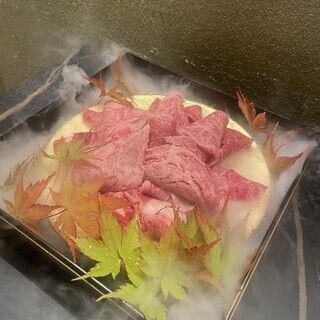 ["Kursus Miyako" Diperakui Kedudukan A5 Daging Lembu Omi] ~Kursus istimewa di mana anda boleh menikmati sukiyaki dan shabu-shabu~