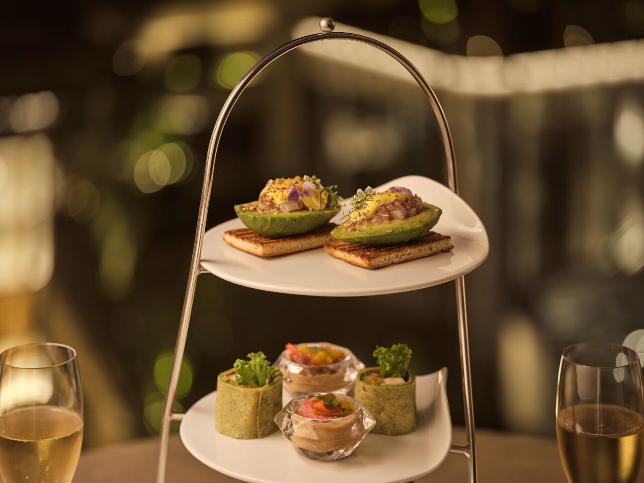 【July 1st～】JANU LOUNGE Evening High Tea Cocktails