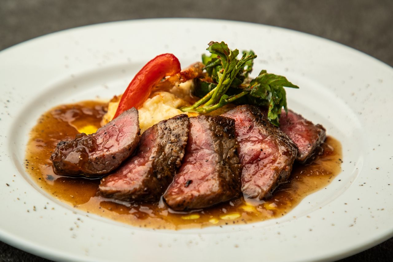 【평일 런치】스탠다드 런치 코스 선택할 수 있는 메인·디저트·카페 첨부 +2500엔으로 음료 뷔페 가능