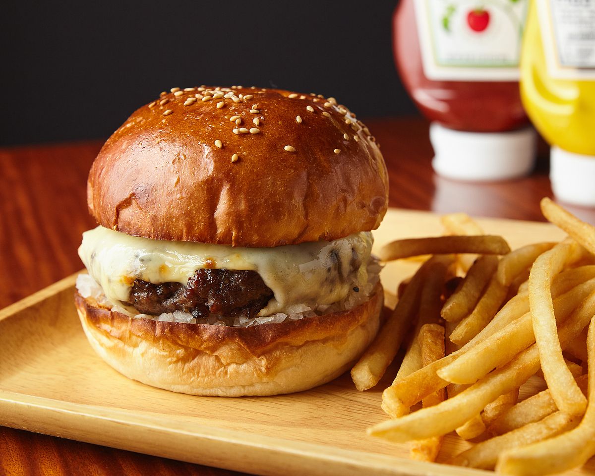 [Limited Edition] 100% Matsusaka Beef Habanero Jack Cheeseburger