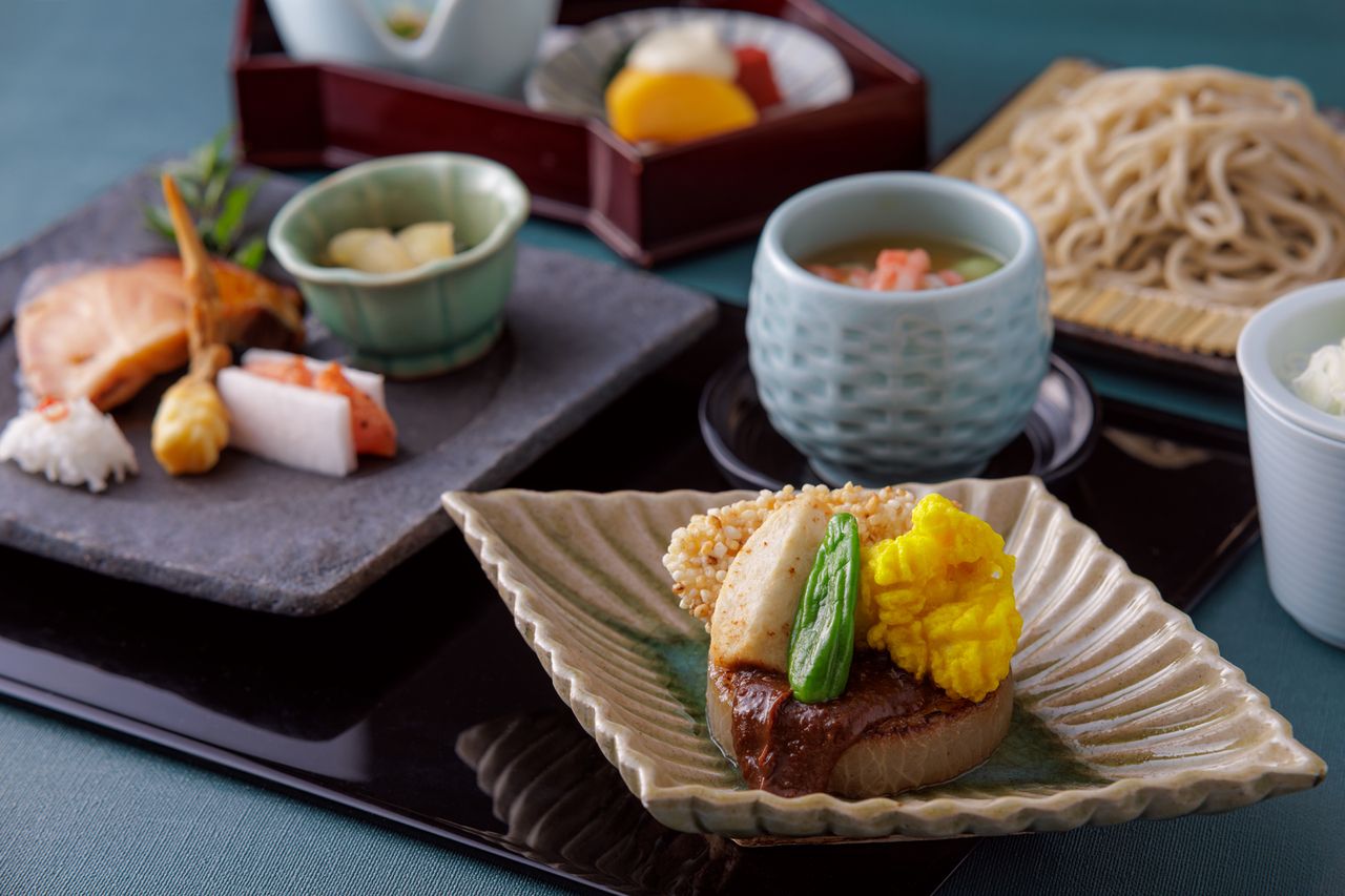 冬の絶品ランチ×絶景スイーツ￥9,500(12月～2月)