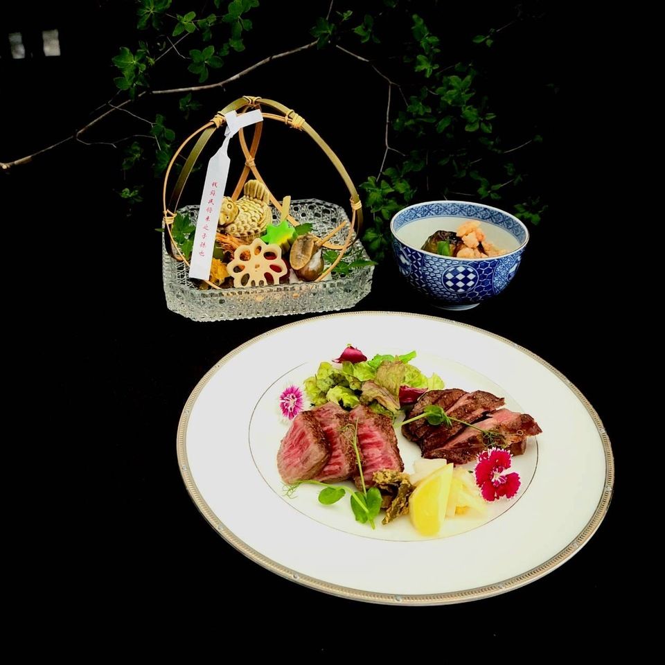 【夜景×仙台名物厚切り牛タンと仙台牛モモ肉が愉しめる彩り会席】　嵯峨　