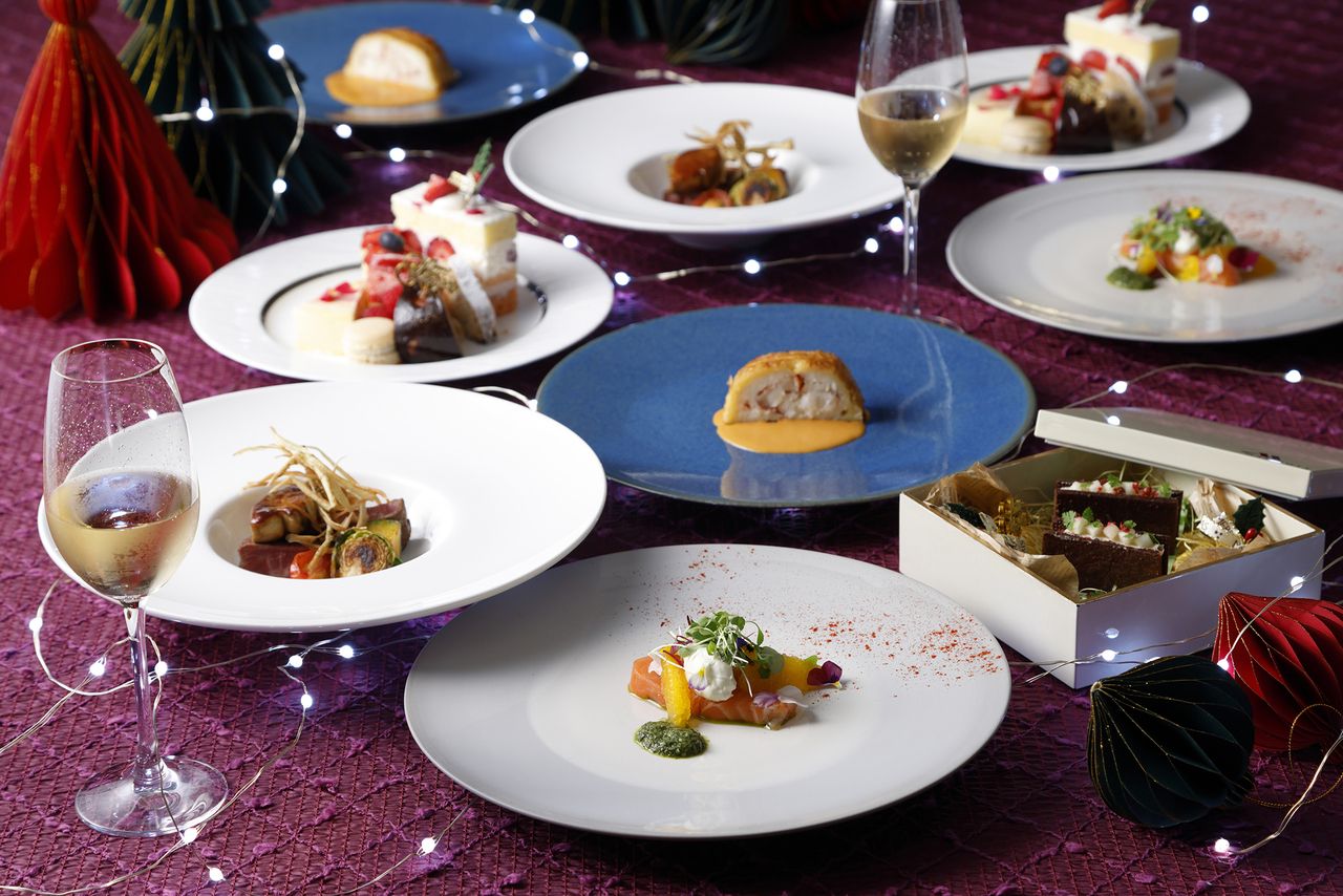 [1일 4팀 한정 · 2025년 12월 20일~12월 25일 한정] 🎄BAR+ 크리스마스 디너 2025🎄