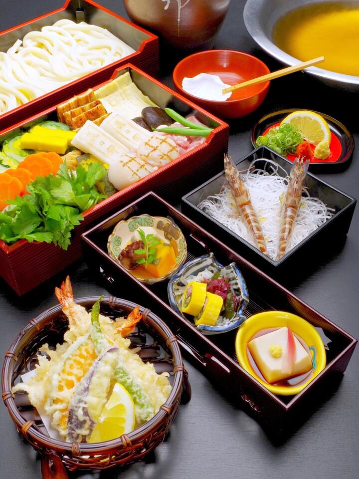 うどんすき《宴コース》（90分飲み放題付）