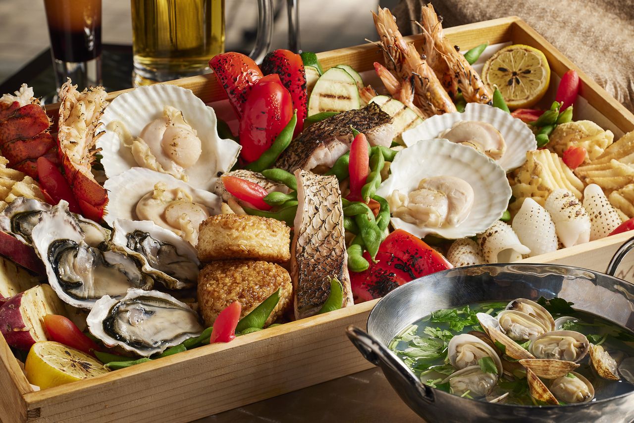 Seafood BBQ & Beer Garden | Light Plan