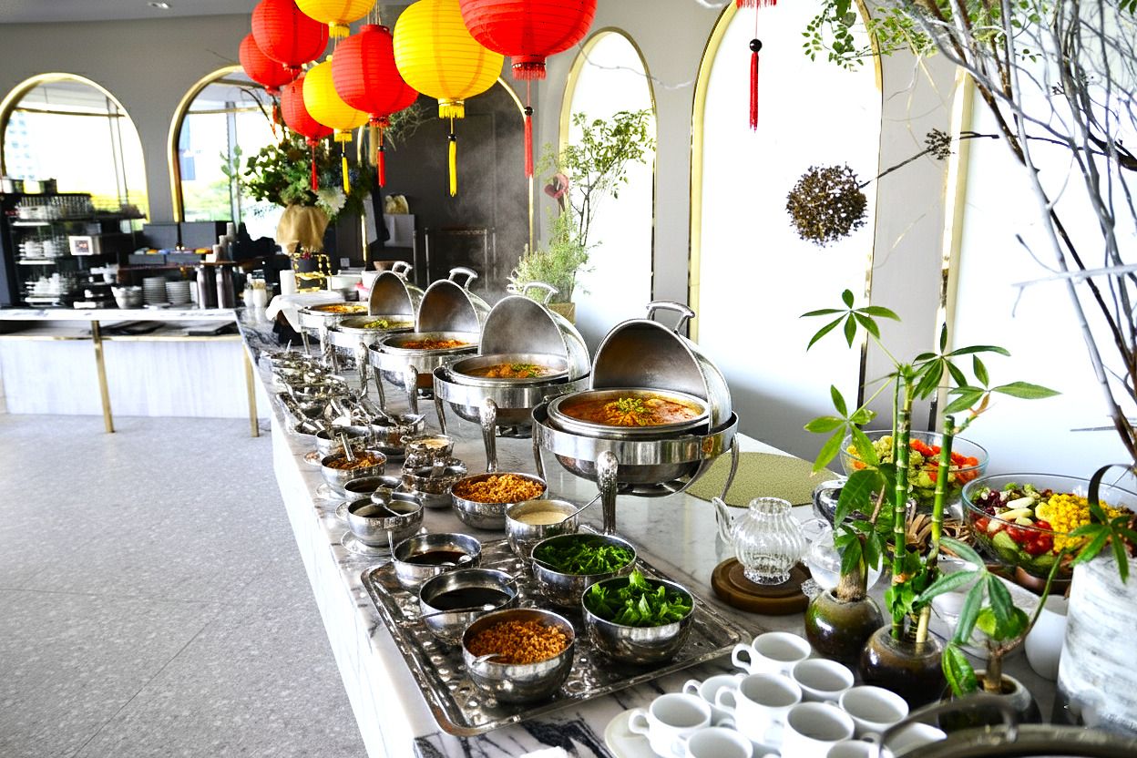 【ランチブッフェ】1時間  サラダ スイーツも含むシンガポールフード食べ放題