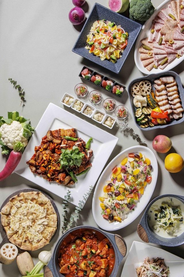 New Innovative Buffet ~Winter~ Weekday Lunch Buffet + Choice of One Drink for Toast