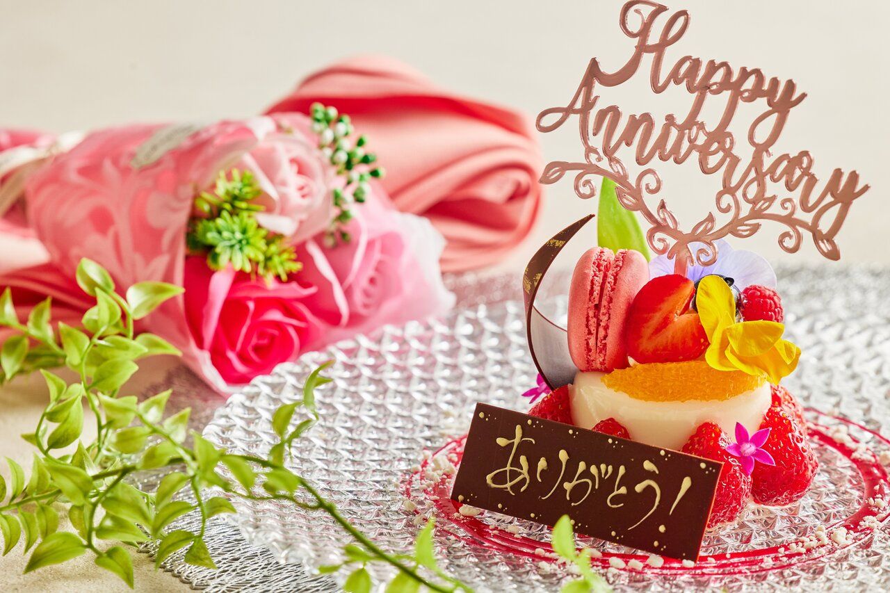 ★February to April [Option] Petit Savon Bouquet & Anniversary Plate