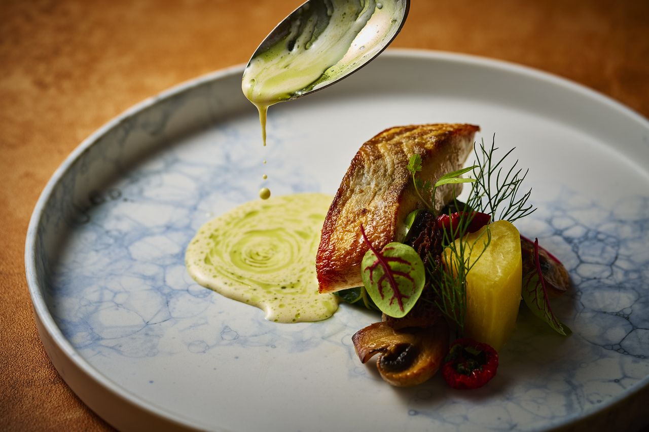 1/1~ 《ディナー》 8,300円スタンダードコース《メインディッシュ：魚料理》