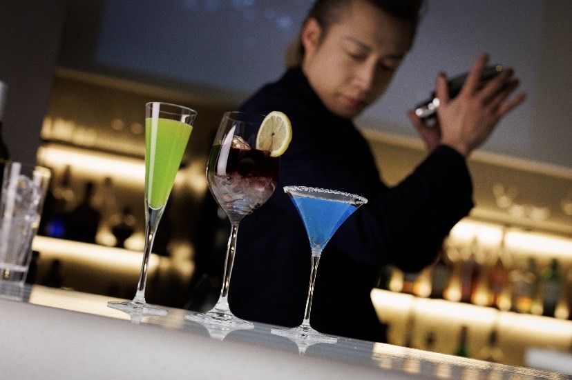 Sing, laugh and have fun until the morning. A 7,000 yen plan with 2 hours of karaoke and all-you-can-drink starting from 1am.