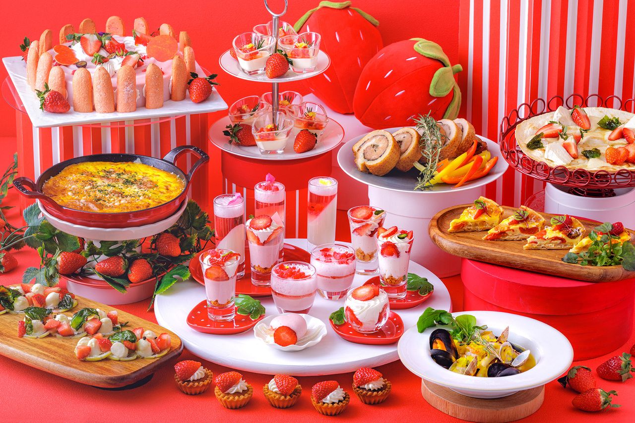 Sweets & Lunch Buffet Strawberry