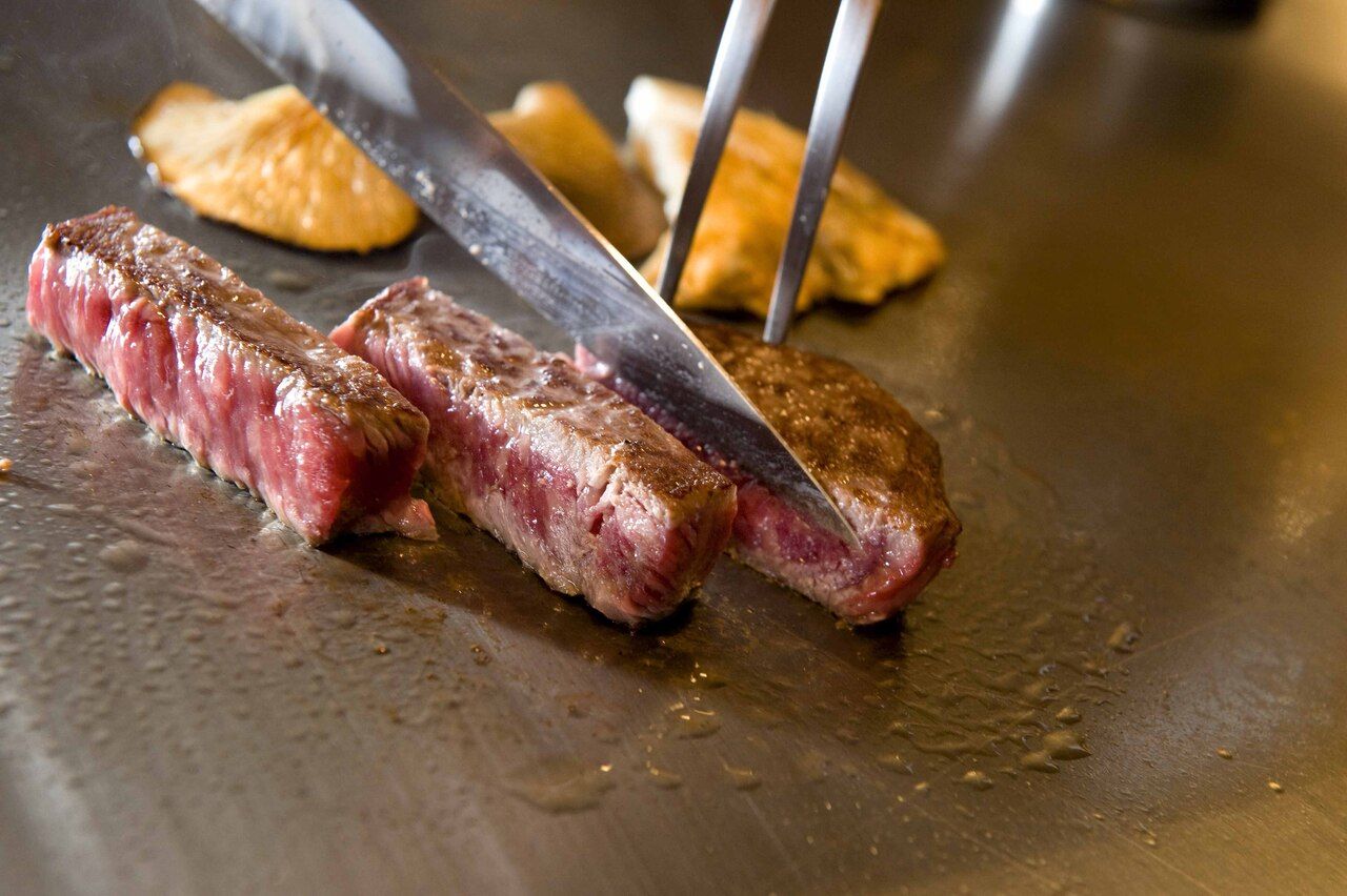 Chef's Recommendation: Special Course with Fresh Abalone and Domestic Beef Steak