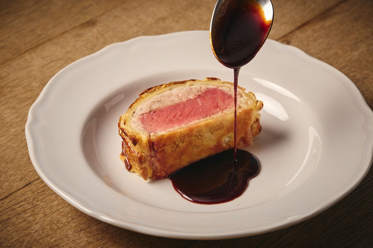 [DINNER] Dinner Course featuring grilled beef wrapped in pie (reservations only)