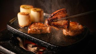 [Falconer Hot Pot Course: Aigamo & Magmo Platter]