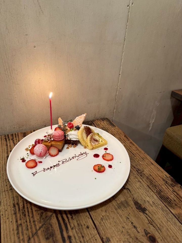 【アニバーサリーコース・デザートプレート★2時間飲み放題】