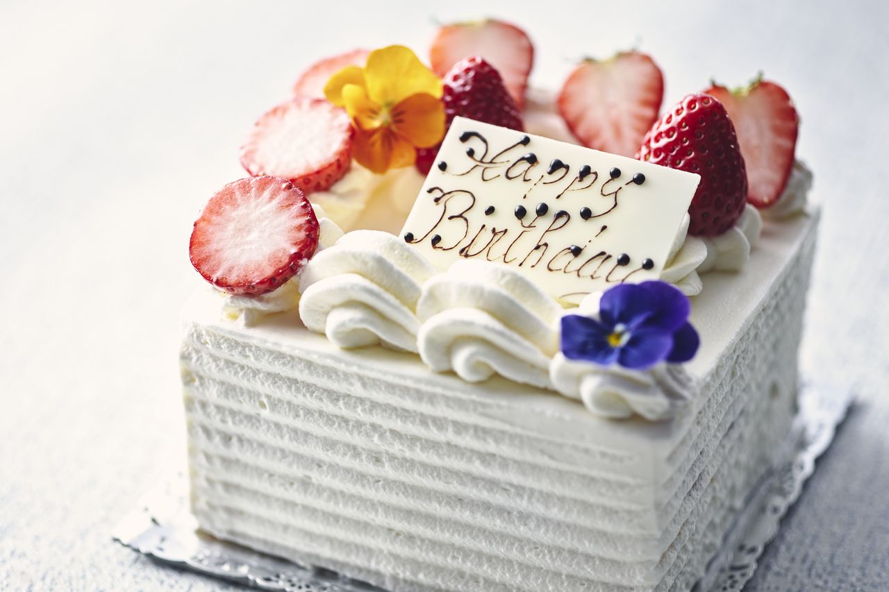 ストロベリーショートケーキ（ホールケーキ）