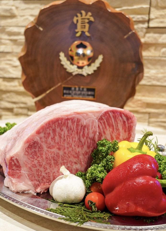 Premiumly selected Kagoshima Prefecture Black Wagyu beef loin & 15-item buffet - Golden Week dinner buffet with 90-minute all-you-can-drink plan