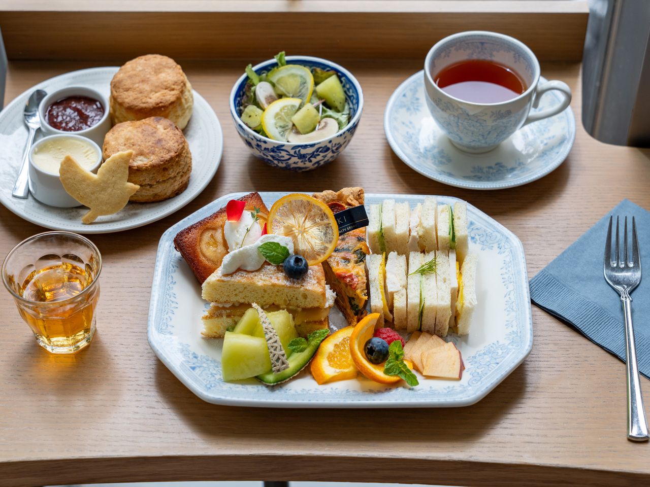 KIKI's Afternoon Tea Set -Umeda Style- [Lemon] (14:00-15:20)