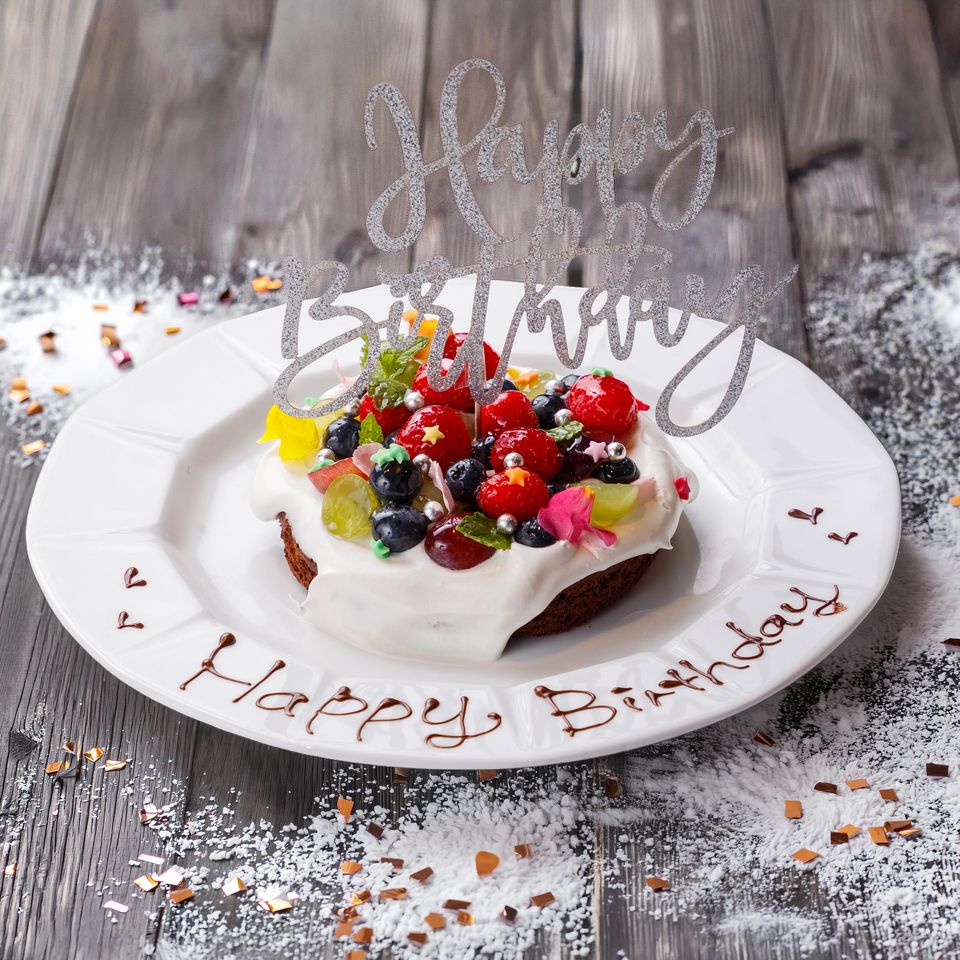 【メッセージホールケーキ付】ダニエルズのお誕生日お祝いコース◆5,500円（税込）