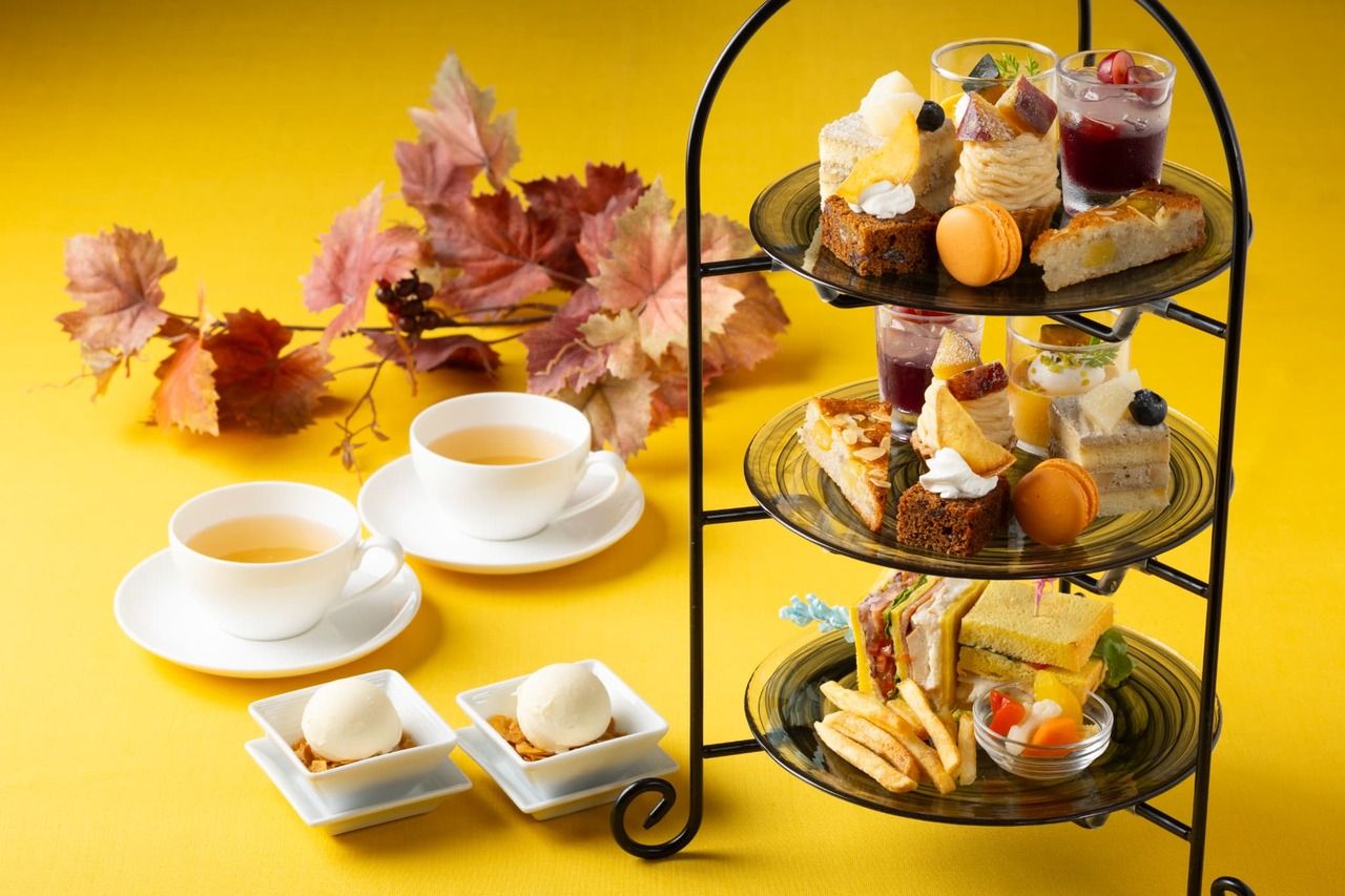 Affordable Sweets Day on Wednesdays 【Autumn-themed Afternoon Tea Set】