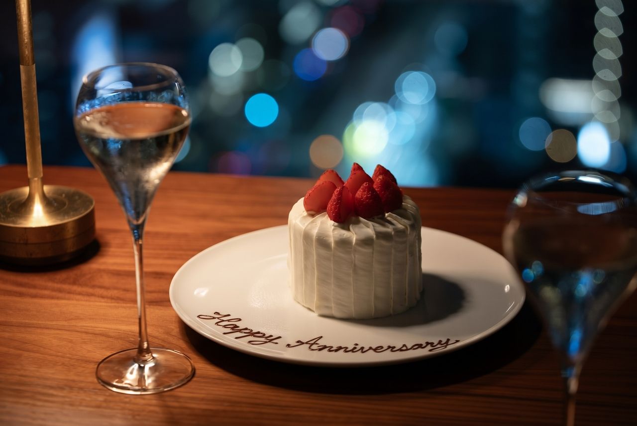 【Dinner】 Guaranteed window seat – Anniversary Course with 7 dishes