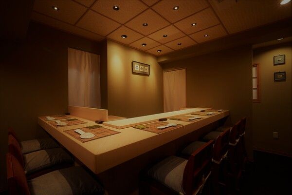 Counter seats