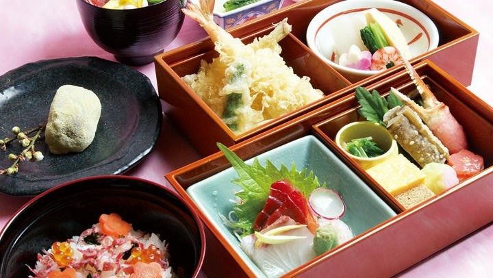 Sushi / Tempura / Grill Hagoromo