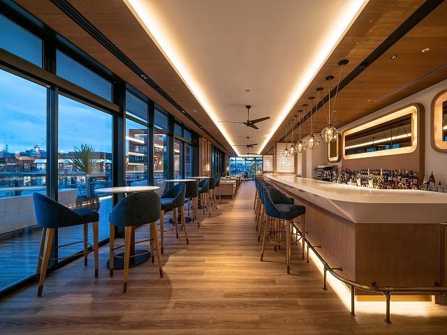 Restaurant & Bar LARBOARD