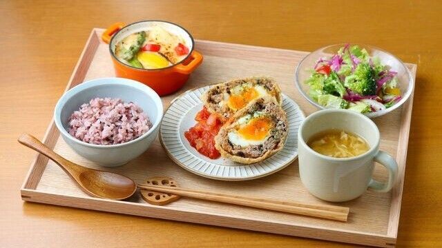 明日につなげる定食屋アスショク