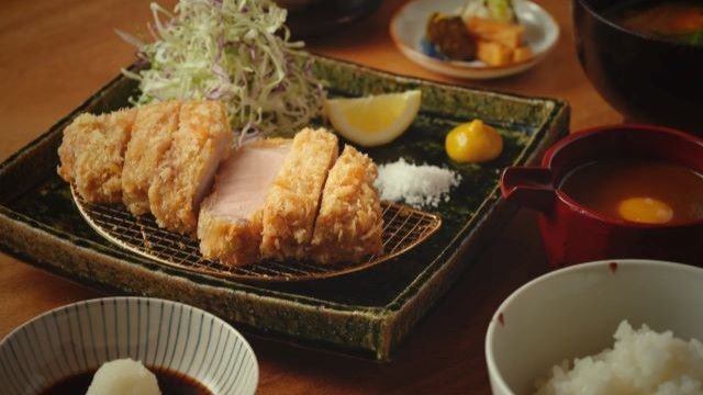 Tonkatsu Jun-chan/ THE AOYAMA GRAND HOTEL