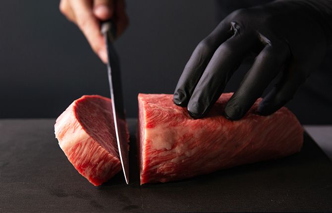 肉屋甲