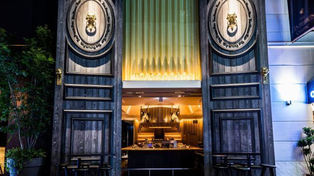 THE PUBLIC RED AKASAKA