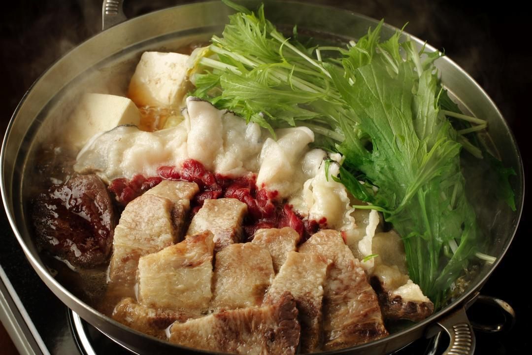 鯨ハリハリ鍋Ｂコース　名物「鰹のたたき」と「鯨料理一品」が付いたコース