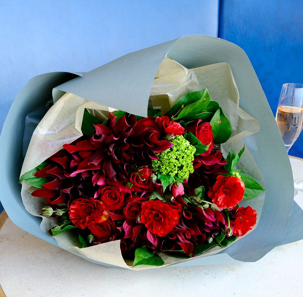 Seasonal bouquet L size