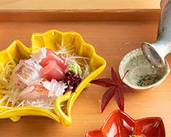 厳選した旬の食材を堪能 「昼懐石コース」