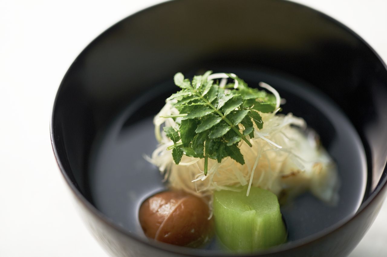 Kaiseki Lunch "MAI"
