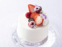 [9/1~] Whole cake No. 3 (9cm in diameter: for 1 to 2 people)