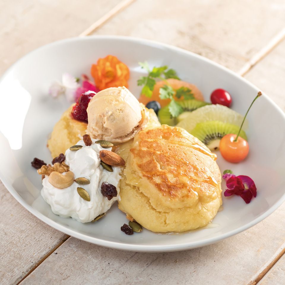 [Limited quantity] French toast with seasonal fruits