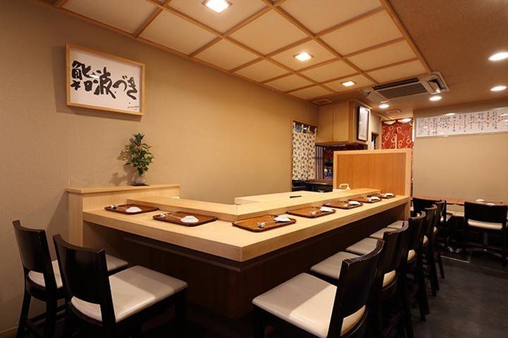 2025年8月から(土)（日）昼にぎり¥7000（2026年1月から12月まで次回の店頭予約可能)