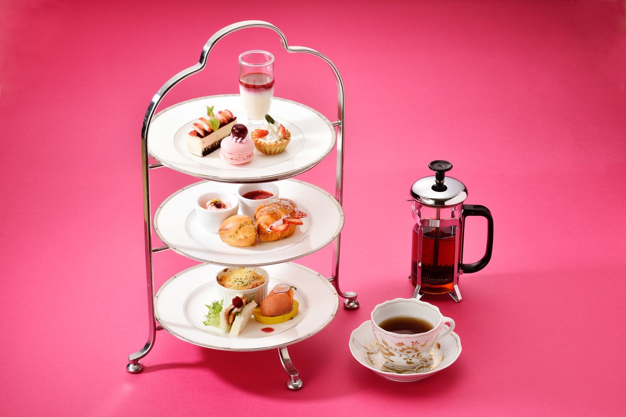 アフタヌーンティーセット+スパークリングワイン付