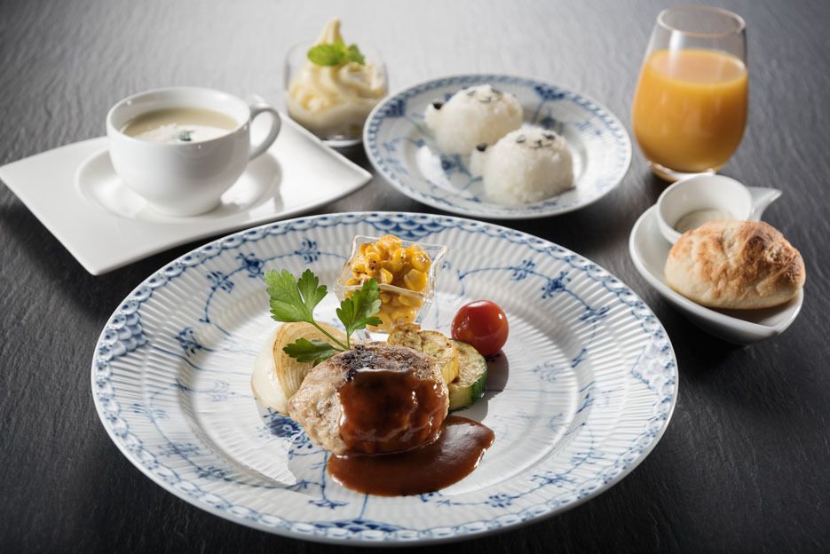 お子様｜天使のコース《ハンバーグ》 （ 2歳くらいから）