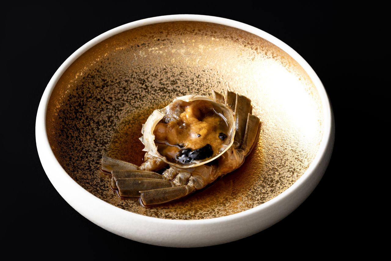 季節のおまかせコースと上海蟹付ディナーコース