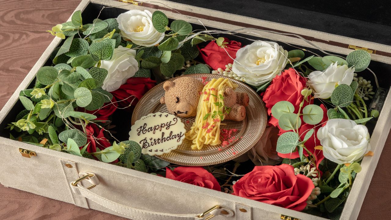 [Anniversary Surprise] Weekly Lunch + Anniversary Dessert