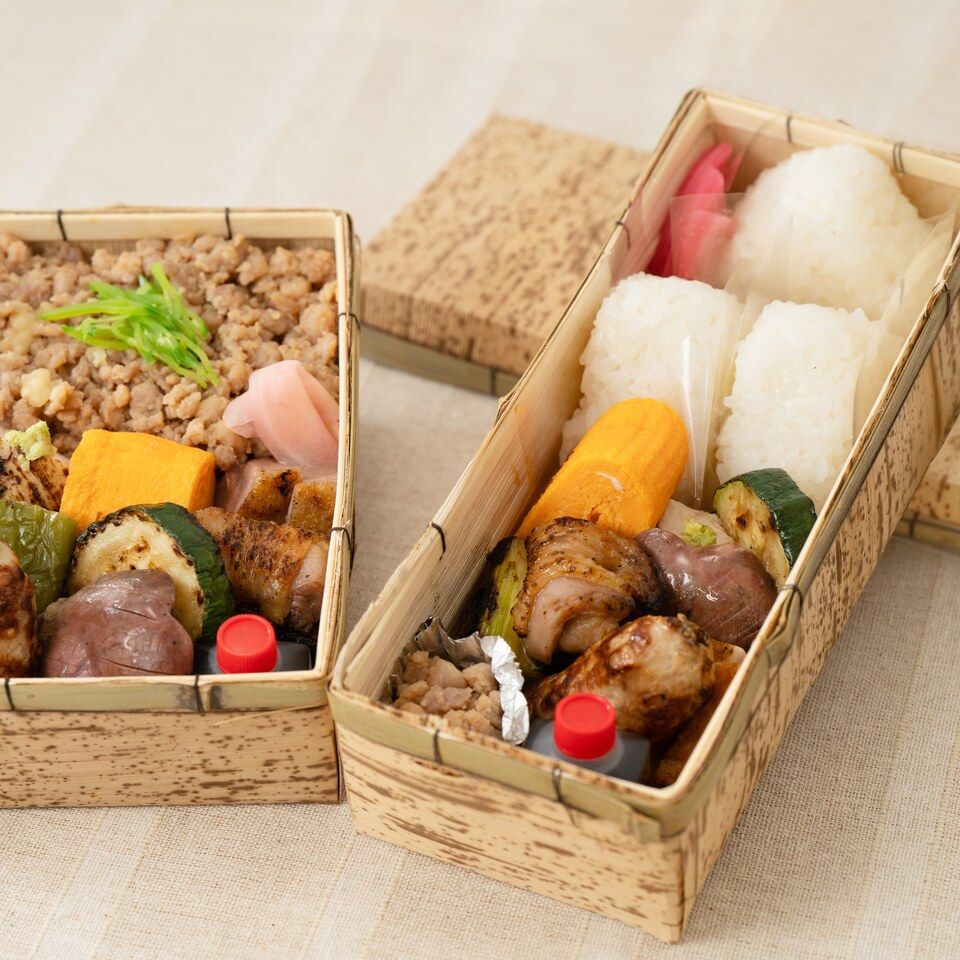 お任せコース＋お土産に「そぼろご飯と焼鳥弁当」