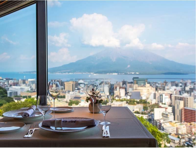 《窓際》リビングランチ