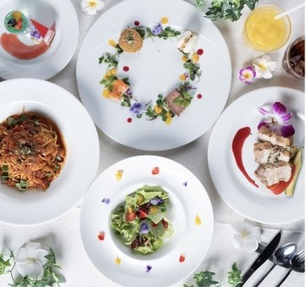 [Plumeria Course] 2 hours of all-you-can-drink soft drinks + 8 dishes including homemade roast pork and bouquet salad
