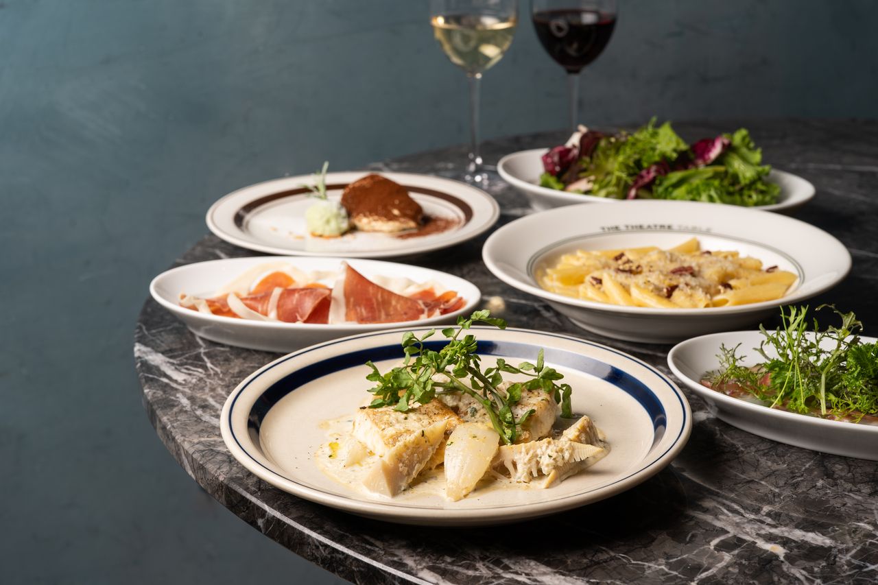 【Dinner Course】 全4品のTHE THEATRE TABLE Share Course(おひとり様4,800円)
