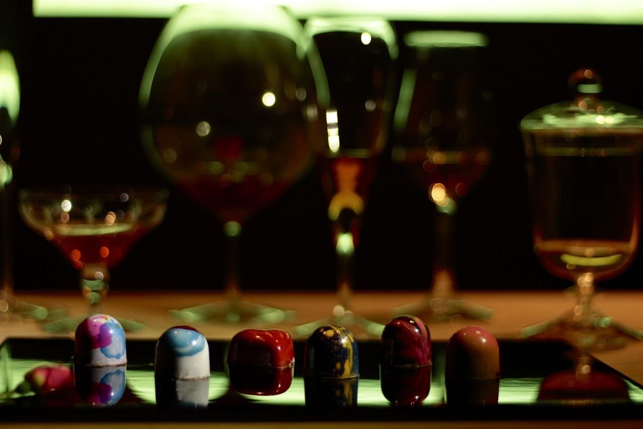 【Aika Kobayashi おまかせチョコレート 1粒 x お席のご予約】