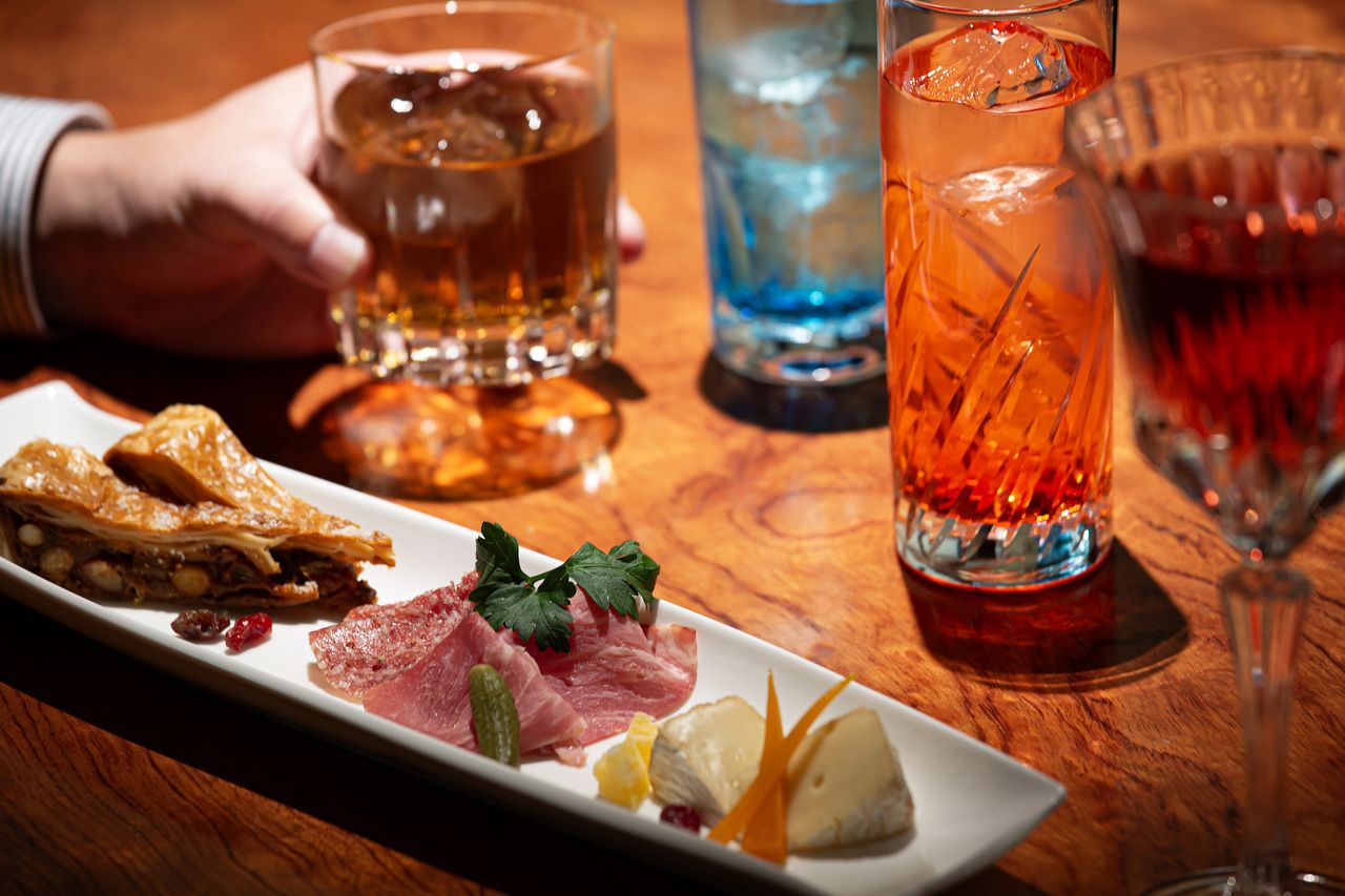 C-Plan (2 hours free drinks and snacks included)